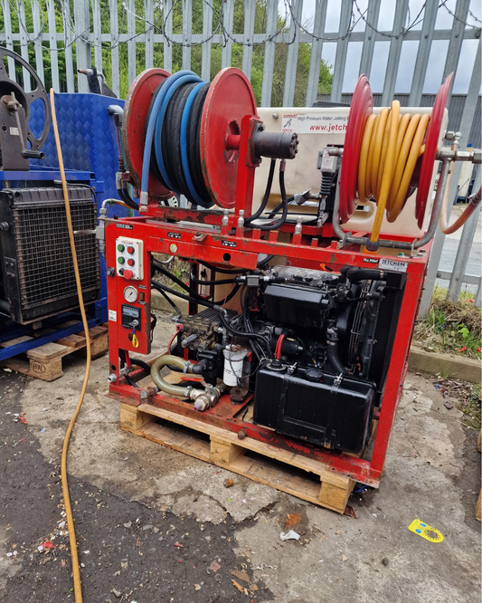 Jetchem Diesel 3 Cylinder 3000PSI @ 41LPM With Hydraulic hose reel